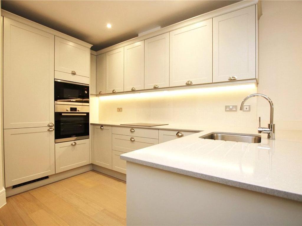 Lakeside Lux Bedroom With Parking, M4 Jct 11, Next To Train Station Ридинг Экстерьер фото